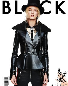Daria_Black-Magazine-819x1024.thumb.jpg.ee1c04b2f50cc554f0d48afdd0432156.jpg