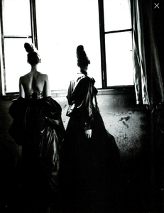 Demarchelier_Vogue_Italia_November_1985_06.thumb.png.19f50791d9e17419a8c519cdbd4f7ffa.png