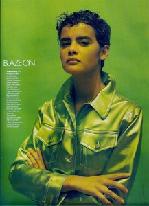 ELLE_uk_dec_1989_24.thumb.jpg.cb0d49ad00ffcd468692e649fd2a1657.jpg
