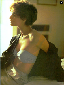 Elgort_Vogue_Italia_March_1985_02.thumb.png.9c7f3b80729af6e13d1f3a8fdceedc27.png