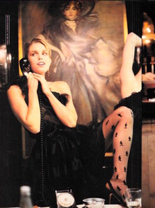 Elgort_Vogue_US_January_1982_09.thumb.jpg.1c0f4926a6a971e5e2f2ba83cc000397.jpg