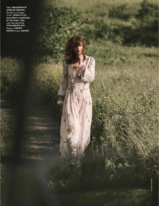 Elle_-_27_Juillet_2018-page-019.jpg