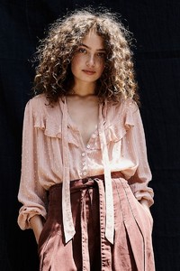 Free-People-Western-Style-Guide-2018-07.thumb.jpg.ee2096220a5906a90d36a5020cd1b243.jpg