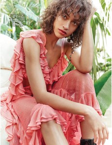 HarpersBazaarMalaysia-June2018-page-004.jpg