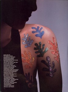 Hiro_Vogue_US_December_1984_02.thumb.jpg.b5069eb14a1c9a1d2bbee8554b100e07.jpg