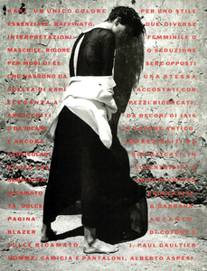 Kaki_Watson_Vogue_Italia_June_1989_01.thumb.png.885d385b82254fb94460ee2e673868d9.png