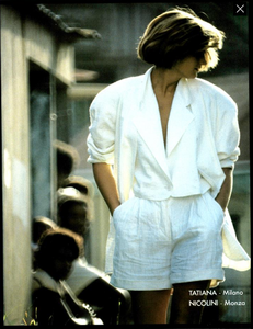 Kohli_Touche_by_Enrico_Coveri_Spring_Summer_1985_06.thumb.png.bb9cb48fac4ba3f58c00d5590420f6d3.png