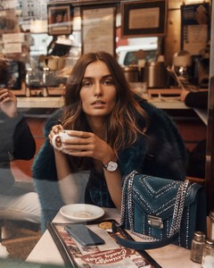 MICHAEL-Michael-Kors-Fall-Winter-2018-Campaign05.jpg