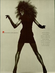 Macpherson_Vogue_Italia_November_1988_03.thumb.jpg.cb3f567b359459de6f041c4816a3af59.jpg