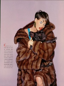 Meisel_Vogue_Italia_November_1988_02.thumb.jpg.9c7de316ceaa0b9bfcc49e323ca25e7f.jpg