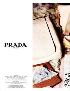 Prada_Spring_Summer_1985_03.thumb.png.64f97305323be6a7a7c17bc3543c78f4.png