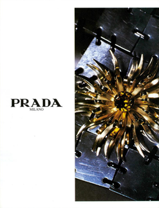 Prada_Spring_Summer_1985_05.thumb.png.77202ce8217202ef35808701877d8a47.png