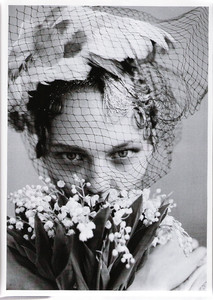 Sasha_Pivovarova_The_Wedding_Party_Elgort_Vogue_US_June_2009_105.thumb.jpg.09b3ab9d9ce12ae58a36e3800ae1043c.jpg