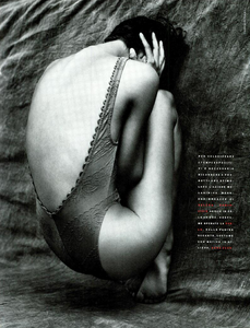 Sole_Ferri_Vogue_Italia_June_1989_03.thumb.png.2b5d8178c51cac7fdaee5dfc85ff869c.png