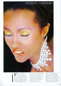Watson_Vogue_Germany_July_1982_07.thumb.jpg.4fa0b8d844feb57b7d2b63e475a027a2.jpg