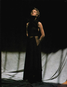 Watson_Vogue_Italia_September_1986_Speciale_21.thumb.png.2622f983d2ed50fd2db6980e7c20342f.png