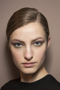 altuzarra-bks-z-rf18-2509.thumb.jpg.1cdec6e76f118e831bcb7d90fdf2333d.jpg