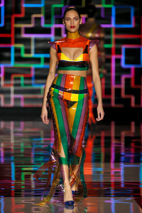 andres_sarda_pasarela_546678474_683x.jpg