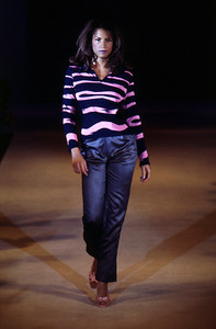 bella-freud-ss-1996-2.thumb.jpg.bf097837dcc6eefa77ee7b4749bc57f8.jpg