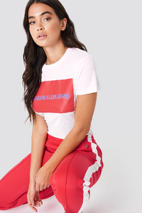 calvin_klein_institutional_box_logo_regular_fit_tee_1278-000302-8539_01a.jpg