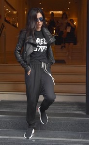 cheryl-cole-leaves-her-hotel-in-dublin-07-23-2018-3.jpg