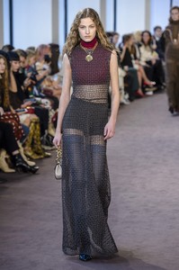 chloe-rf18-7016.thumb.jpg.704af099a12bccf45d9308f82ba758fb.jpg