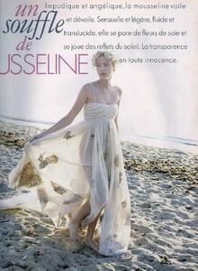 elle_fr_20_june_1994_3.thumb.jpg.dab5ca39d5a3e2303411a8c06655d9be.jpg