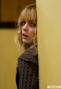 kinopoisk.ru-Triangle-1082212.jpg