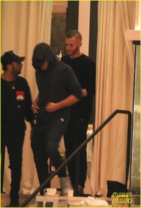 leonardo-dicaprio-lebron-james-al-pacino-dinner-03.jpg