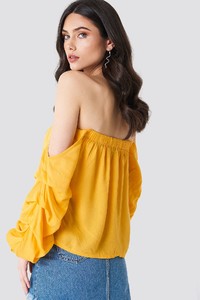 linn_ahlborg_off_shoulder_pluff_sleeve_top_1561-000032-0024_02b.jpg