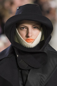 margiela-clpa-rf18-0130.thumb.jpg.d1c2fb11c6bdf18b0bd21bad079802fb.jpg