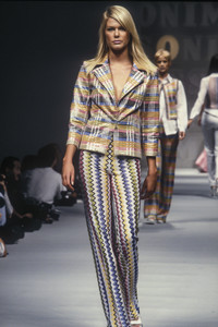 missoni-ss-1996-2.thumb.jpg.c8e561b193b5c0cbb9f313a932e92dae.jpg