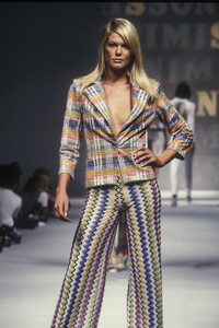 missoni-ss-1996-3.thumb.jpg.bba9f453b24d838712e6b8134b626174.jpg