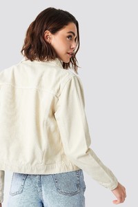 nakd_beige_denim_jacket_1100-000629-0005_02b.jpg