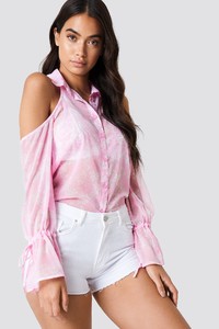 nakd_flounce_sleeve_cold_shoulder_shirt_1018-001175-8433_01a_r1.jpg