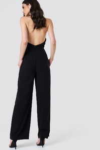 nakd_open_back_halterneck_jumpsuit_1018-001219-0002_01d.jpg