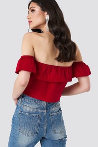 nakd_ruffle_detail_off_shoulder_crop_top_1014-000219-0004_02b.jpg