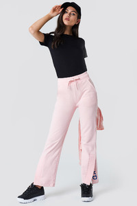 nakd_slit_embroidery_sweatpants_1018-001335-0048_01c_r1.jpg