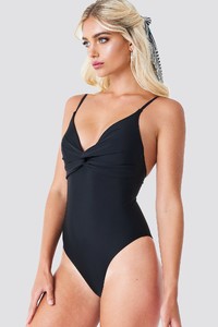 nakd_twisted_knot_swimsuit_1000-100279-0002_01j.jpg