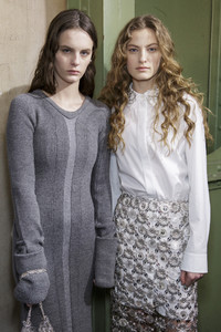 pacorabanne-bks-z-rf18-0591.thumb.jpg.118ece85a189c341313a79145b3482d7.jpg