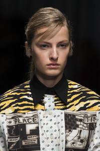 prada-clp-rs18-3777.thumb.jpg.d76bd47db4e4b62b0bee7c402597715a.jpg