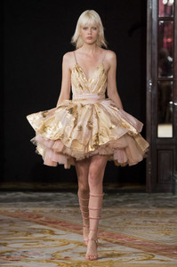 redemption-couture-fall-2018-paris-fashion-week-1782(1).thumb.jpg.1d40c771541f4818950aadde5d027400.jpg