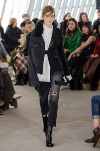 sacai-rf18-0293.thumb.jpg.5bad77716076a39648215194c749fe0d.jpg