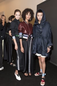 sportmax-bks-z-rs18-1749.thumb.jpg.9df1f1def9359983dd9bf779f27757d7.jpg