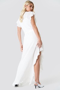 trendyol_sheer_wrap_maxi_dress_1494-000585-0001_02d.jpg