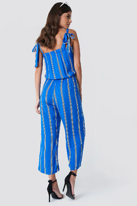 trendyol_tiw_shoulder_strap_jumpsuit_1494-000688-0003_02d.jpg