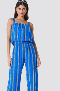 trendyol_tiw_shoulder_strap_jumpsuit_1494-000688-0003_05c.jpg