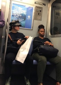 vanessa-hudgens-tries-to-go-incognito-as-she-rode-the-nyc-subway-06-27-2018-4.jpg