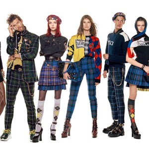 versace-1531563920008.thumb.jpg.72d89729c031c558e64b8914f55b7bb6.jpg