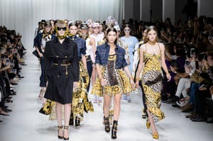 versace-atm-rs18-3563.thumb.jpg.0d62e595318187e502fb07134b493d5b.jpg